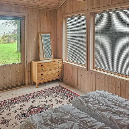 2 Bedroom Gorgeous In *