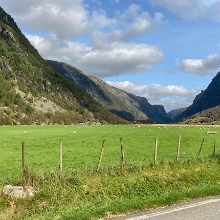 2 Bedroom Gorgeous In * Vikeså