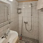 2 Bedroom Gorgeous In *